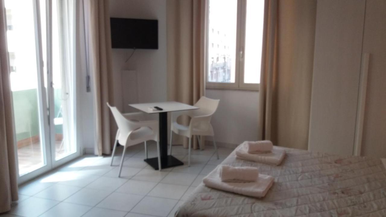 Hotel Depandance Macchiavelli 2 à Cagliari Extérieur photo